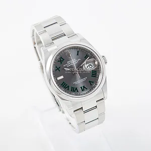 00205_watchlounge_lo.jpg