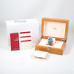 00321_watchlounge_lo.jpg