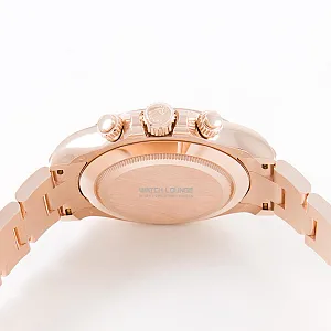 00531_watchlounge_lo.jpg