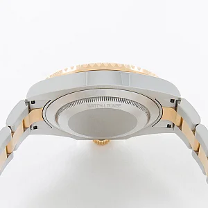 006_watchlounge_lo_1.jpg