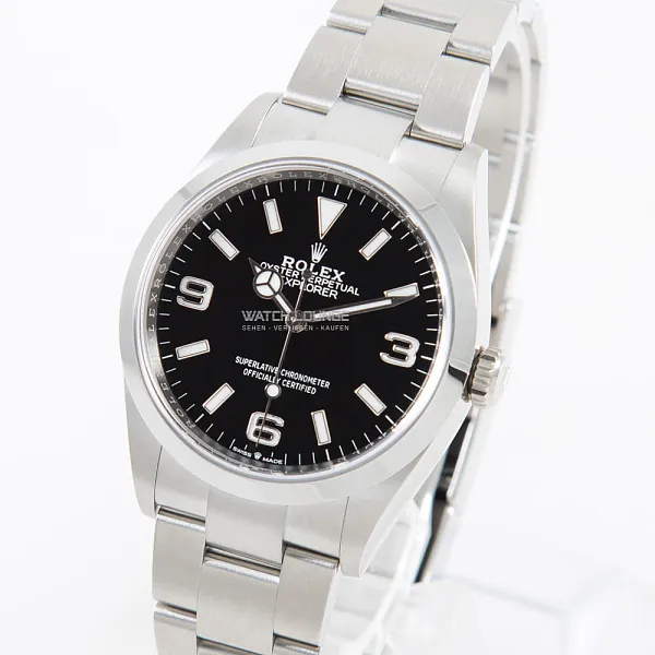 00776_watchlounge_lo_1.jpg