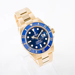 00811_watchlounge_lo.jpg