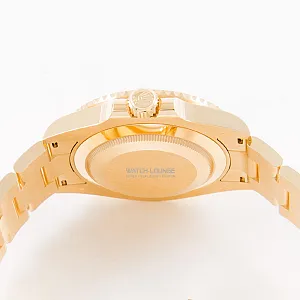 00813_watchlounge_lo.jpg
