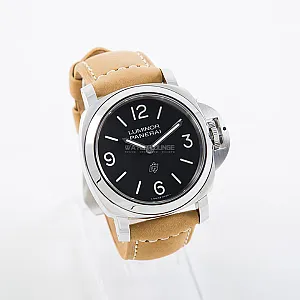 01053_watchlounge_lo.jpg