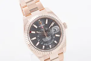 01141_watchlounge_lo_1.jpg