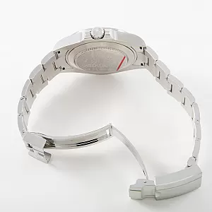 01563_watchlounge_lo.jpg