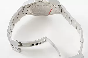 01563_watchlounge_lo.jpg