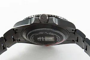 01673_watchlounge_lo.jpg