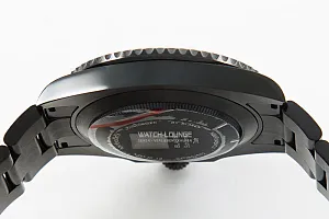01674_watchlounge_lo.jpg