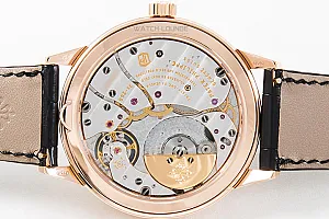 02022_watchlounge_lo_be.jpg