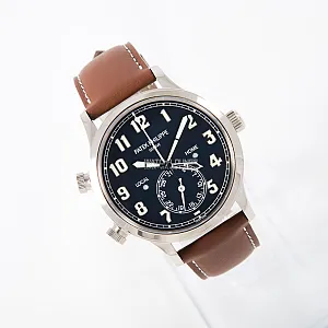 02025_watchlounge_lo.jpg