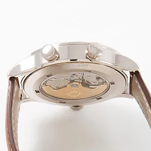 02030_watchlounge_lo.jpg