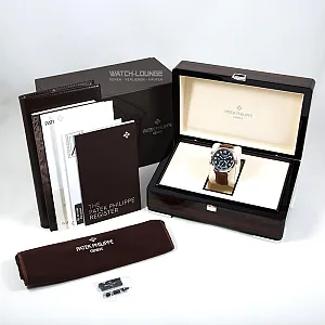 02035_watchlounge_lo.jpg