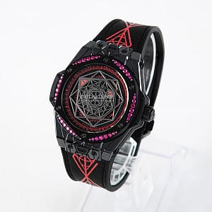 02091_watchlounge_lo.jpg
