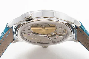 02180_watchlounge_lo_be_final.jpg