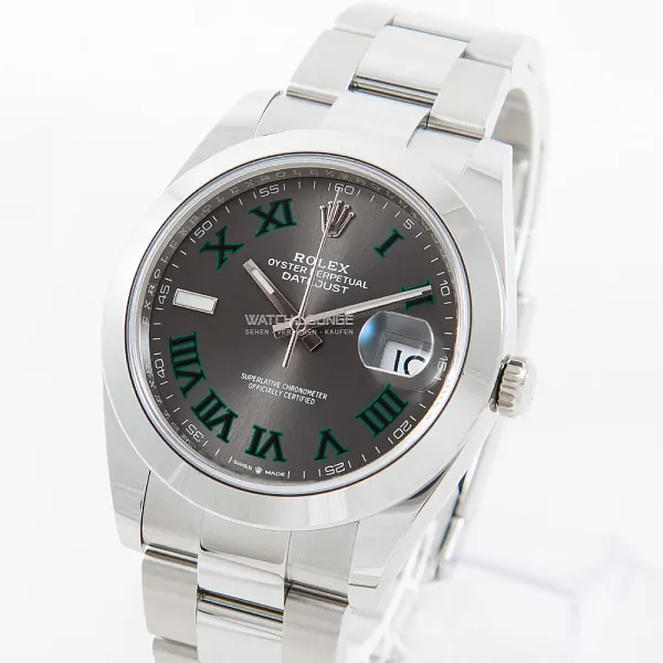02370_watchlounge_lo_1.jpg