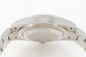 02376_watchlounge_lo_2.jpg