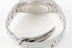 02377_watchlounge_lo_2.jpg
