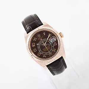 02489_watchlounge_lo.jpg