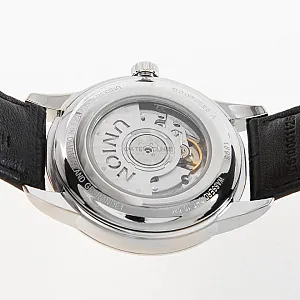 02595_watchlounge_lo.jpg