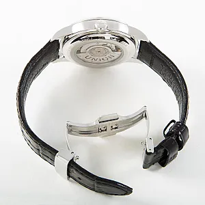 02596_watchlounge_lo.jpg