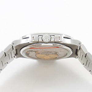 02644_watchlounge_lo.jpg