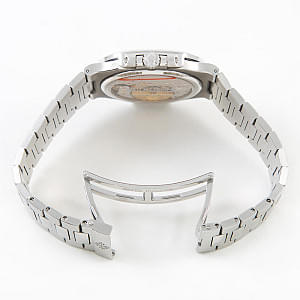 02646_watchlounge_lo.jpg