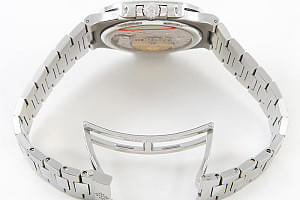 02646_watchlounge_lo.jpg