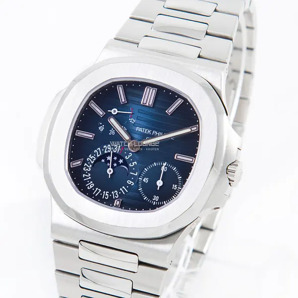 02647_watchlounge_lo_1.jpg