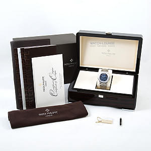 02650_watchlounge_lo.jpg