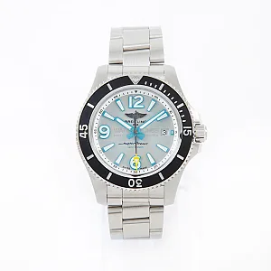 02741_watchlounge_lo.jpg