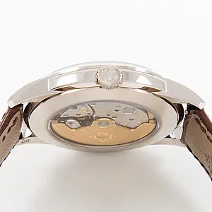 02952_watchlounge_lo.jpg