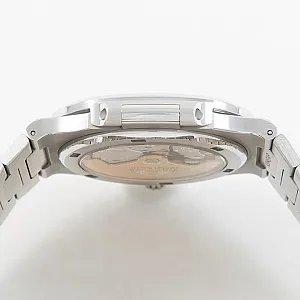 03058_watchlounge_lo.jpg