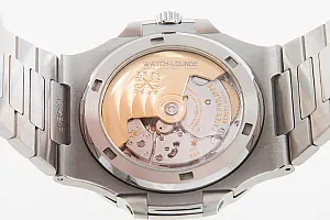 03060_watchlounge_lo.jpg