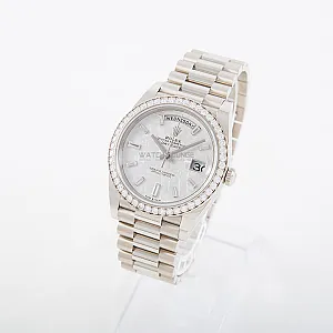 03167_watchlounge_lo.jpg