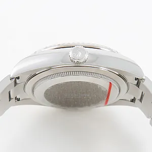 03178_watchlounge_lo.jpg