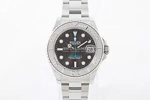 03432_watchlounge_lo.jpg