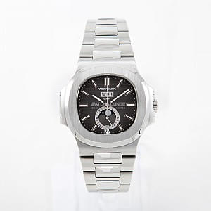 03523_watchlounge_lo.jpg