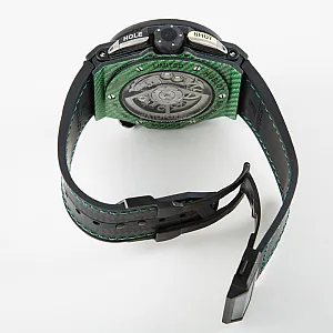 03577_watchlounge_lo.jpg