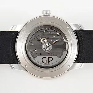 03717_watchlounge_lo.jpg