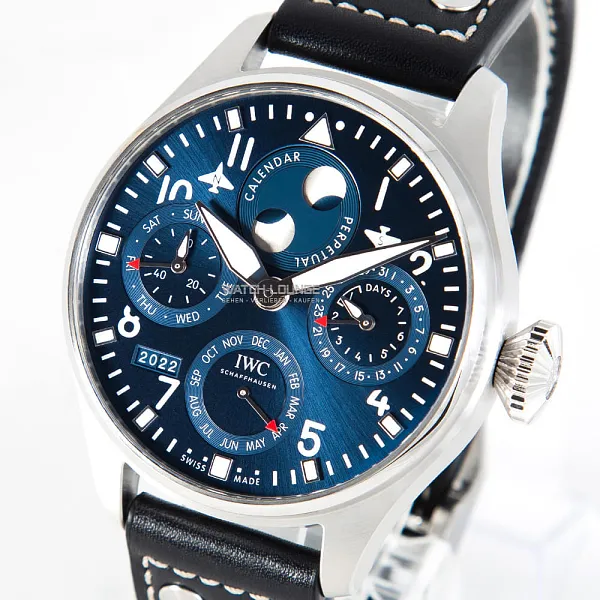 03723_watchlounge_lo_1.jpg