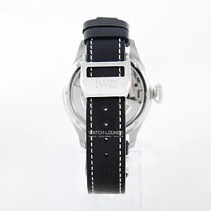 03732_watchlounge_lo.jpg