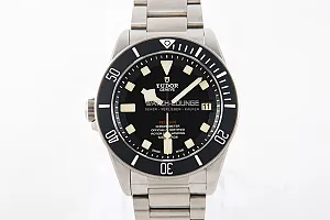 03760_watchlounge_lo.jpg