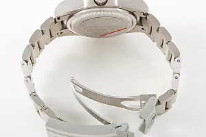 03765_watchlounge_lo.jpg