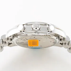 03838_watchlounge_lo.jpg