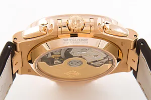 04044_watchlounge_lo.jpg