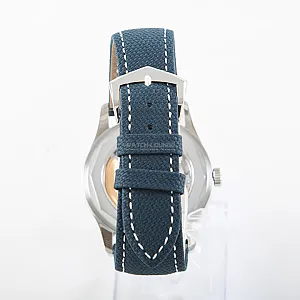 04059_watchlounge_lo.jpg