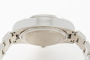 04078_watchlounge_lo.jpg