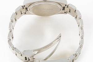04079_watchlounge_lo.jpg