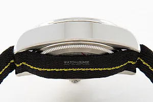 04088_watchlounge_lo.jpg